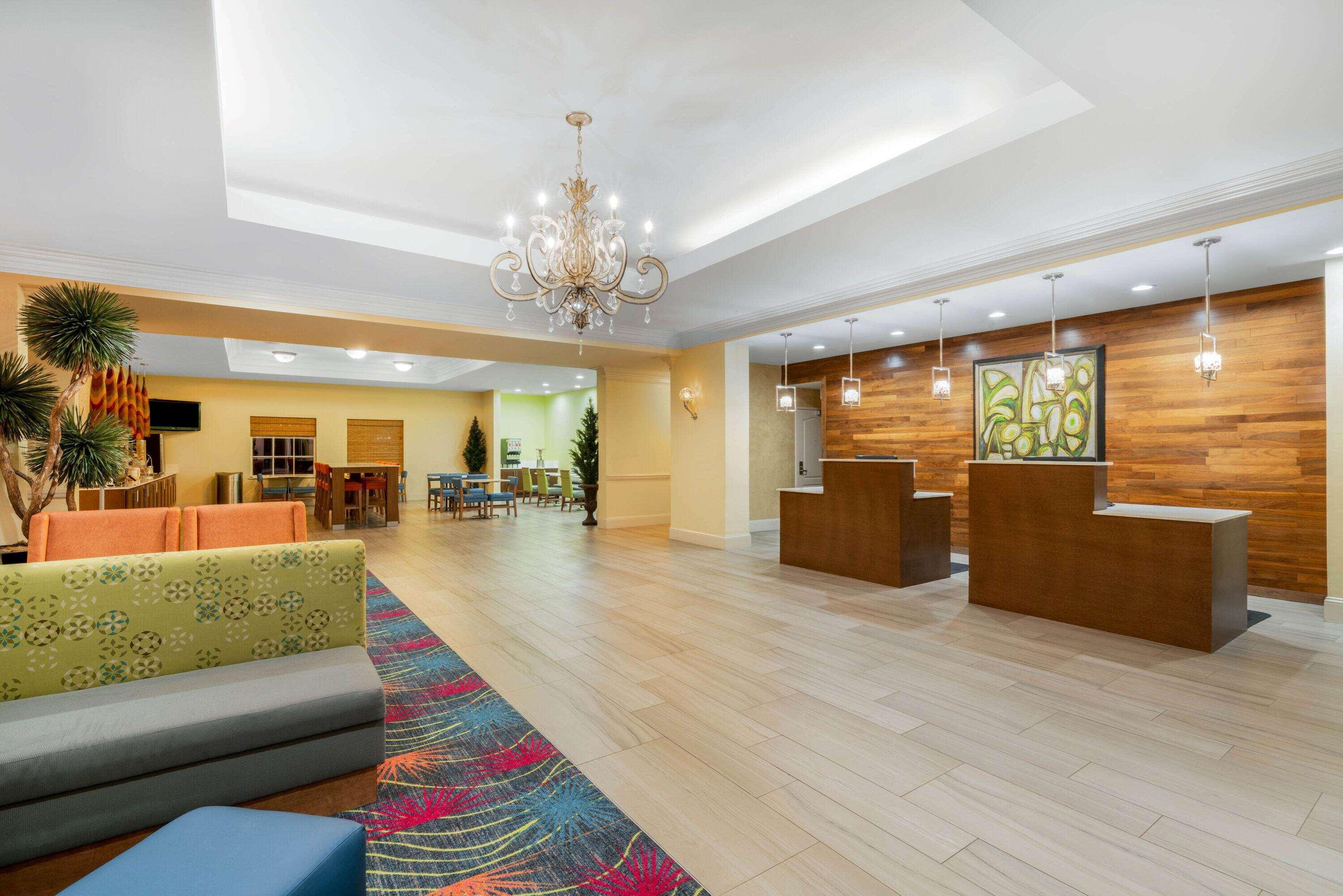 La Quinta Inn & Suites By Wyndham Broussard - Lafayette Area Exterior photo