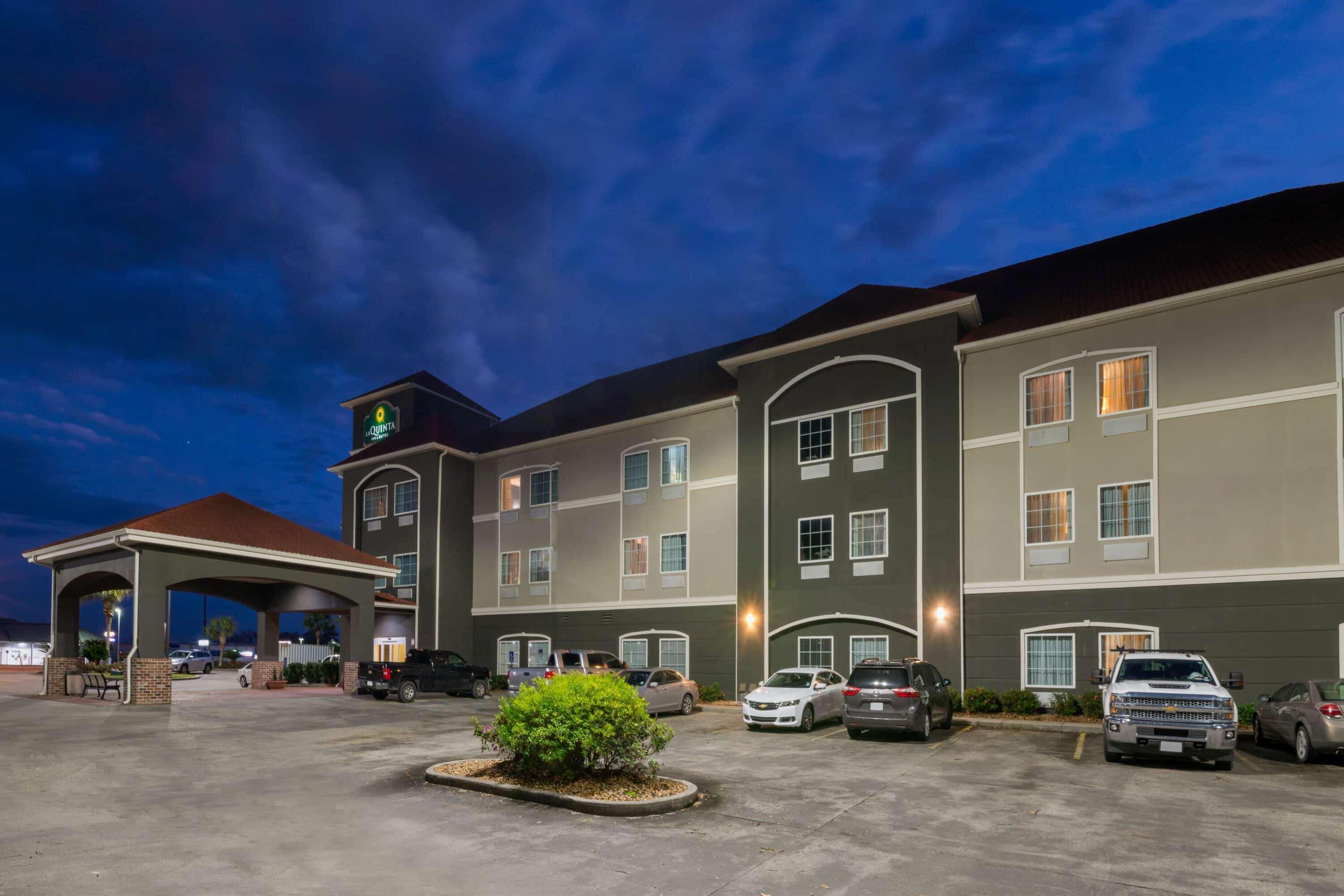 La Quinta Inn & Suites By Wyndham Broussard - Lafayette Area Exterior photo